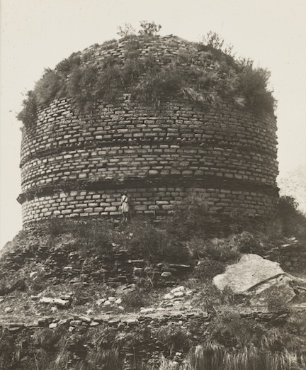 Amluk Data Stupa in 1926.
